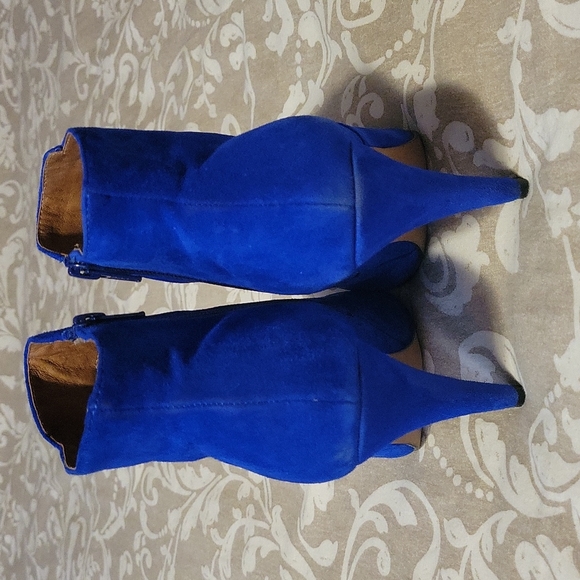 Aldo Booties - Picture 3 of 9